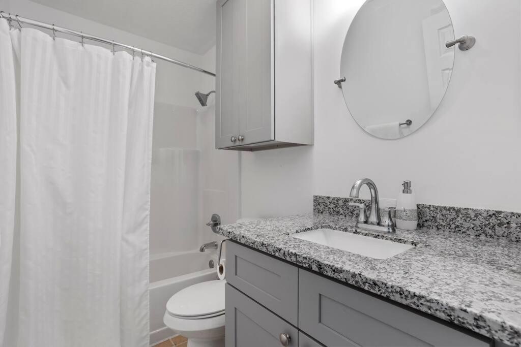 Quiet Apartment In Iowa, La Luaran gambar